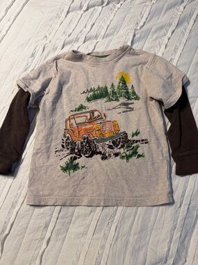 GAP Gray Tee with Orange Truck Graphic and Brown Sleeves